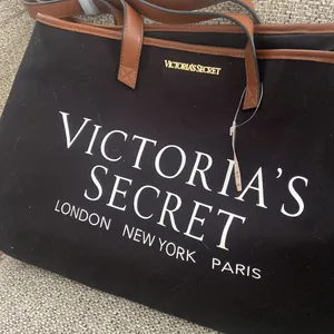 Victorias Secret Black Monogram London NY Paris Travel Tote Bag Shopper NWT thumbnail 5