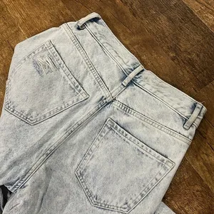 PacSun high-rise straight distressed light wash button butterfly denim jeans thumbnail 8