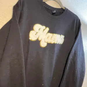 Gildan Black Crew Neck Mama Sweater with Graphic Design SZ S Maternity Cozy thumbnail 6