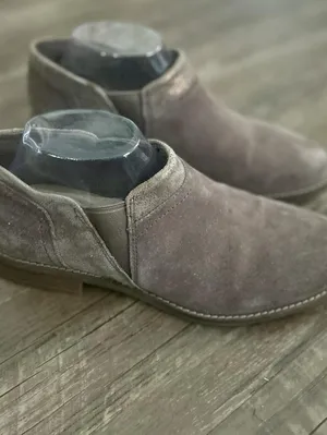 Clarks Collection Ultimate Comfort Taupe Suede Slip On Loafers Women Size 9.5 thumbnail 2