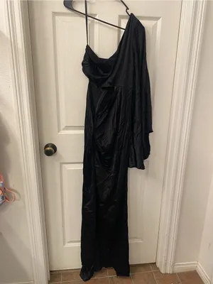 Michael Costello X Revolve Kamaria Gown Black One-Shoulder Cutout Maxi Dress thumbnail 5