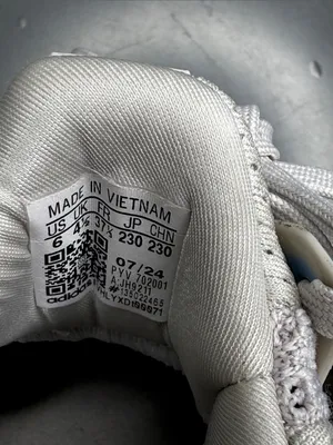 adidas Ultra Boost Sneaker - Light Grey/Blue thumbnail 10