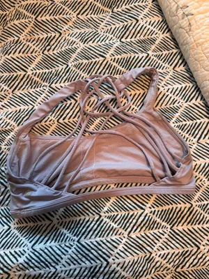 Lululemon Bra thumbnail 3
