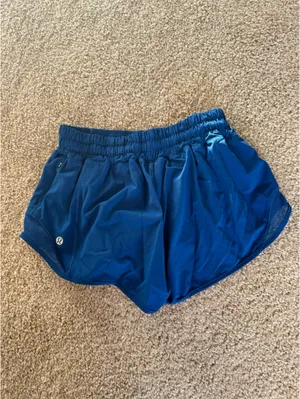 Lululemon Shorts thumbnail 2