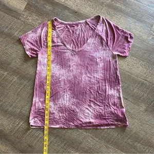 American Eagle V Neck Top Purple Tie Dye Wine Pink thumbnail 8