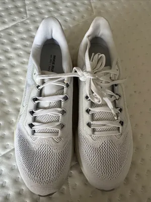 Nike Women’s White Mesh Athletic Sneakers Pegasus 41 thumbnail 1