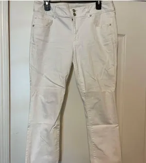 White Hi-Rise American Eagle Jeggings thumbnail 1