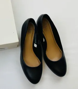 A New Day Women's Jinny Round Toe Heeled Pumps – Black Size 6.5 thumbnail 1