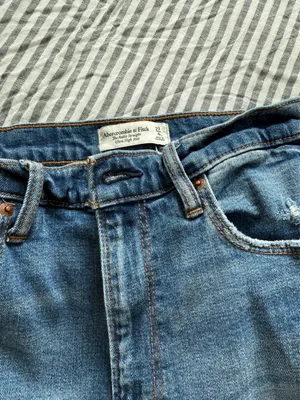 Abercrombie and fitch jeans thumbnail 5