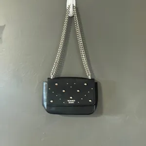 Victorias Secret‎ Black Studded Faux Leather Crossbody Chain Shoulder Bag Going thumbnail 5