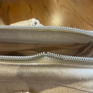 BEIS The Weekender Large Bag in Beige thumbnail 6