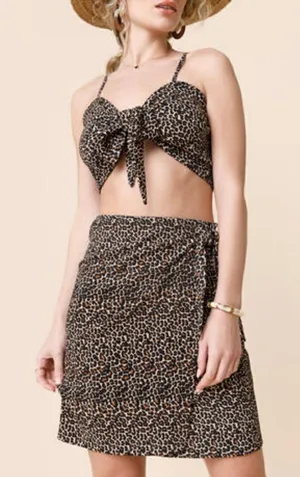 NWT Jenna Tie Front Cami 44 Leopard print.‎ Size Medium Black thumbnail 1