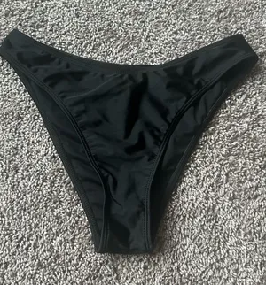 SHEIN Black Bikini Bottom thumbnail 1