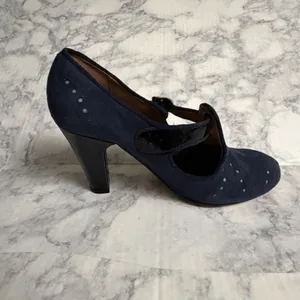 Re-Mix Vintage Footwear Cloche‎ T-straps in Navy Suede/Black Patent, Size 6 thumbnail 8