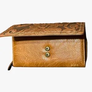 New Boc Floral Tooled Zip Wallet Tan thumbnail 4