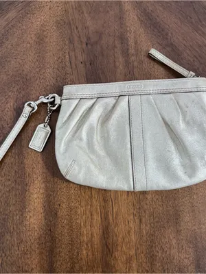 Coach Silver Pleated Leather Small Wristlet thumbnail 6
