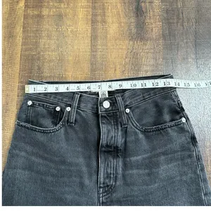 Madewell The Balloon Jean in Washed Black Size 26 thumbnail 2