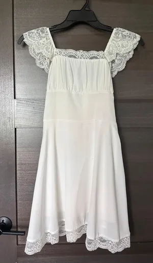 Elegant lace cap sleeve white mini babydoll dress thumbnail 2