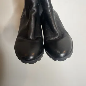 The Flexx Women’s Leather Black Gray Heeled Booties Size 8 thumbnail 3