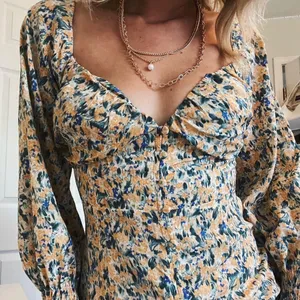 floral mini dress fluted sleeve bodycon bustier dress thumbnail 6
