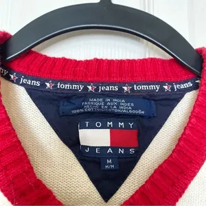 Vintage TOMMY HILFIGER Sweater thumbnail 4