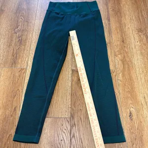 Aerie OFFLINE Seamless Waffle High Waisted‎ Leggings Dark Green Textures Size M thumbnail 3