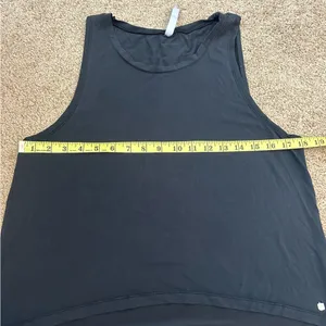 Fabletics blank tank top size medium thumbnail 5