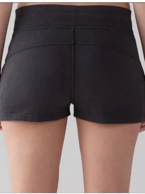 Lululemon Loop Back Acid Rubber Dye Black 2” Shorts Size 4 thumbnail 2