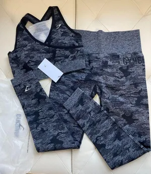 Gymshark Camo Seamless Leggings and sports bra thumbnail 1