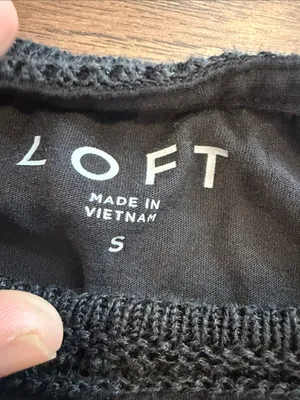 LOFT Black Top with Crochet Cap Sleeves Small - C54-059 thumbnail 2