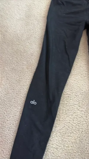 Alo Yoga Leggings thumbnail 4