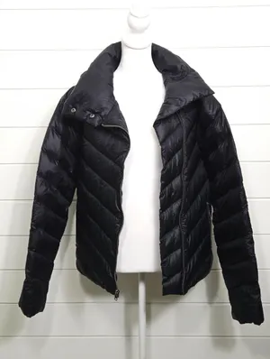 Patagonia Black Quilted Lightweight Down Puffer Jacket size M thumbnail 4