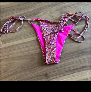 ONEONE Paisley Swimwear Pink Print Bikini Set thumbnail 5