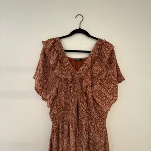Mikarose Rust Paisley Ruffle V-Neck Smocked Maxi Dress XXL MDFP23619 thumbnail 2