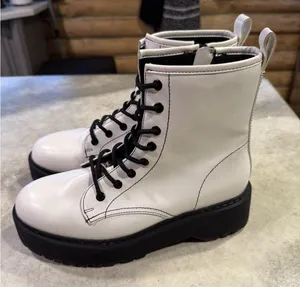 A New Day, Woman’s White Combat Boots Size 9 1/2 thumbnail 1