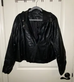 Black leather zip up jacket size L/ xl Size L thumbnail 1
