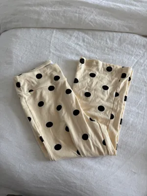 Princess Polly polka dot capris  thumbnail 3
