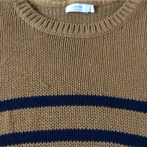 Francescas Sweater thumbnail 3