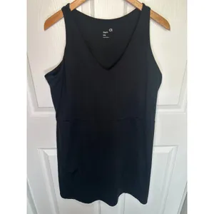 GapFit Exercise‎ Dress V-Neck XXL Black Built-in Shorts Pocket Athleisure Active thumbnail 2