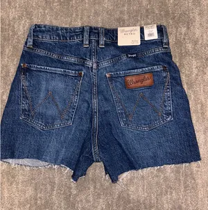 Retro Wrangler Jean Shorts thumbnail 2
