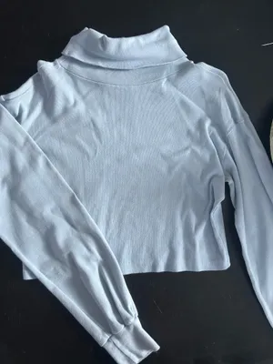 Brandy Melville Top thumbnail 1