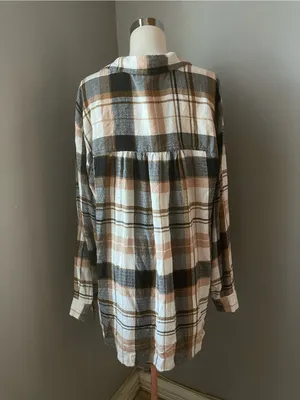 Pilcro Plaid Button-Down Shirt in Brown, Black & White thumbnail 3