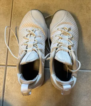 Used women’s Nike ZOOM 8 thumbnail 1