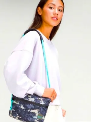 Lululemon Patch Logo Crossbody thumbnail 2