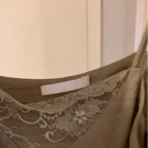 H&M Tank Top thumbnail 4