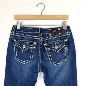 Vintage Y2K Miss Me Dark Wash Signature Cuffed Capri thumbnail 6