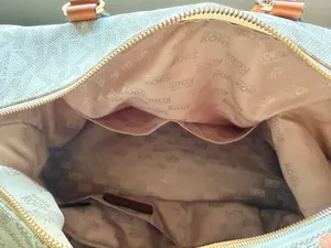 Michel Kors Beige Duffle Bag thumbnail 7