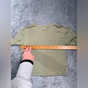 Youngla ribbed green crop top small thumbnail 6
