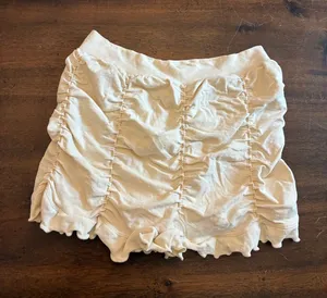 Free People Intimate Ruched Seamless Ruffle Shorts Medium Large Cream thumbnail 1