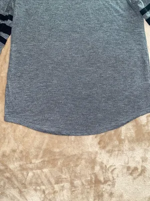Arizona Jean Company super soft Gray and Black Three-Quarter Sleeve Top thumbnail 4